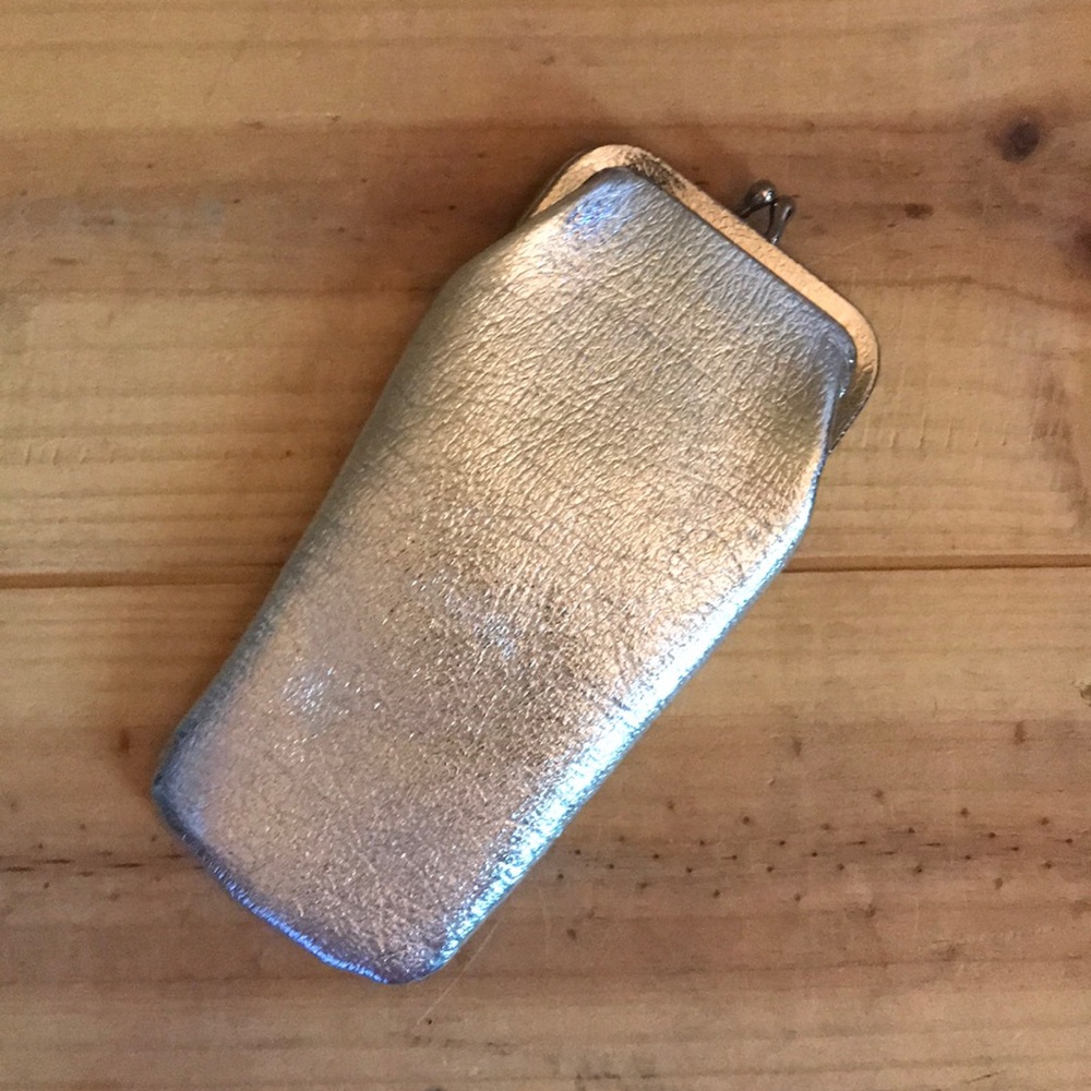 Vintage cigarette holder | silver pouch